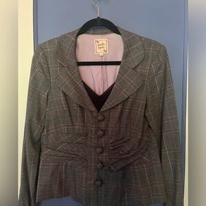 Nanette Lepore Women’s Suit Jacket Size 10 EUC Light Purple/Gray Fitted